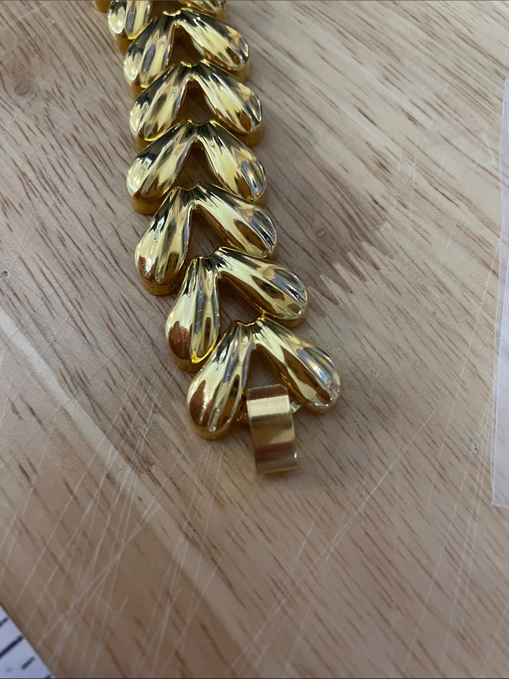 Gold Leaf Chain Necklace & Bracelet Set Fold over clasp Ncklce 18”L, Braclt 6.5 - Picture 4 of 7